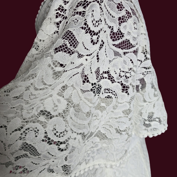ELIZA J Ivory White Lace V-Neck Flutter Sleeve Fit & Flare Dress Size 8 Bridal - Picture 9 of 9